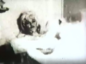 Marilyn monroe seductive sextape in bathtub