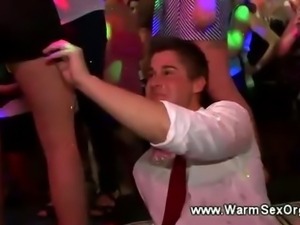 Slutty teens fuck on the dance floor
