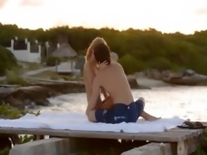 cunt licking and fucking by the sea