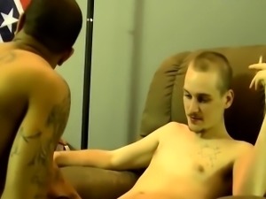 Horny dude slams his big dick on a black dude after rimming