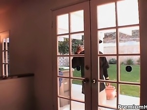 Slutty milf Rae Rodgers getting her biggest black monster