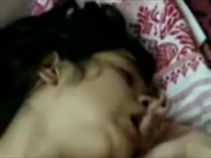 Indian desi girl masturbating like crazy