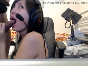 This Asian camgirl is a horny gamer girl who loves doing filthy things on cam