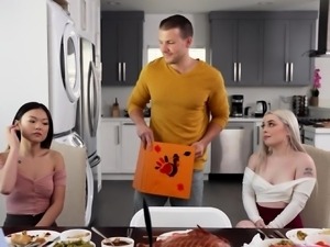 Thanksgiving bro thankful for his penis